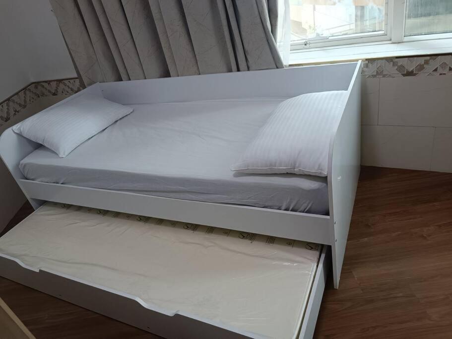 شقة كبيرة وفخمة Large And Luxury Two Bedroom アジュマーン エクステリア 写真