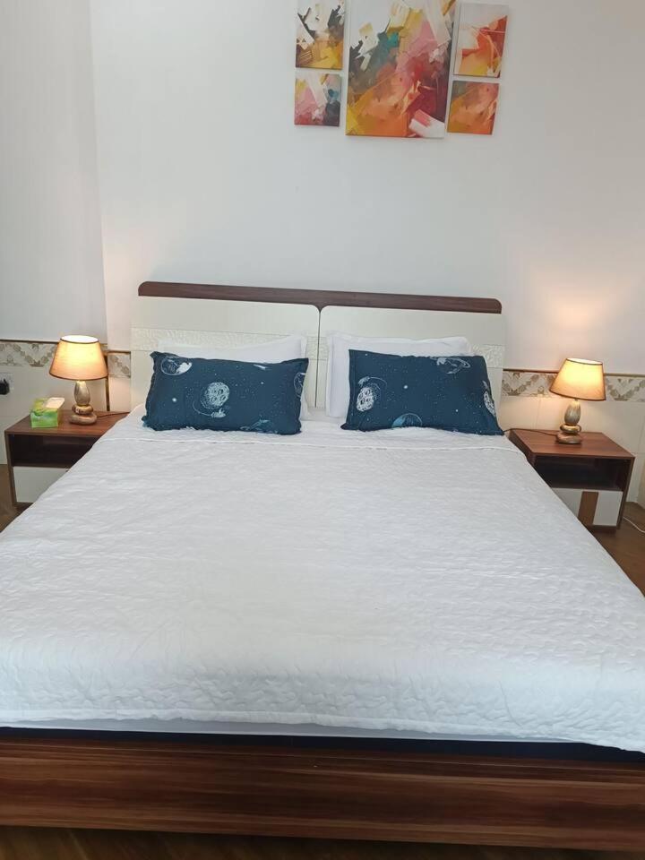شقة كبيرة وفخمة Large And Luxury Two Bedroom アジュマーン エクステリア 写真